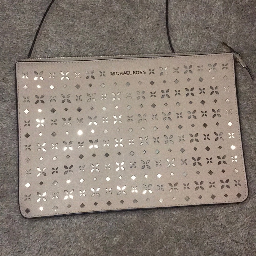 Oversized Cross Body/ Clutch